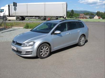 Volkswagen - Golf