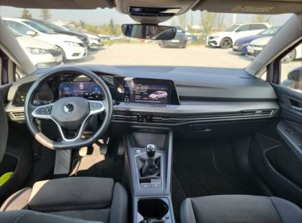 Volkswagen - Golf