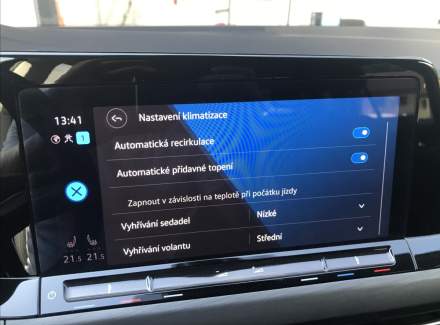 Volkswagen - Golf