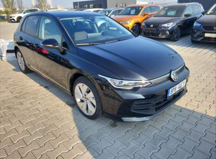 Volkswagen - Golf
