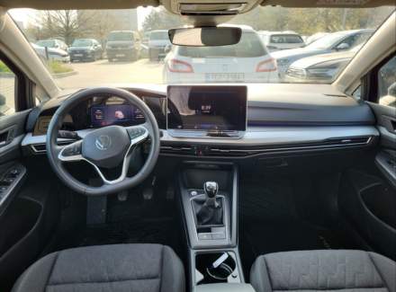 Volkswagen - Golf