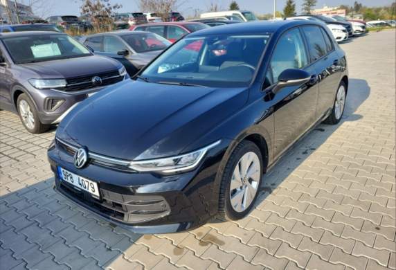 Volkswagen - Golf