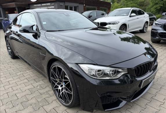BMW - M4