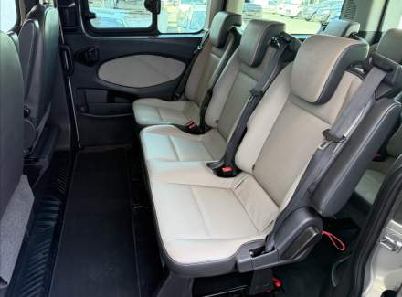Ford - Tourneo Custom