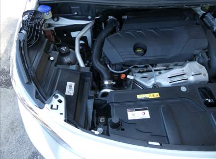 Peugeot - 5008