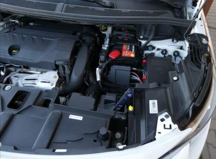 Peugeot - 5008