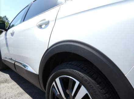 Peugeot - 5008
