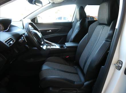 Peugeot - 5008