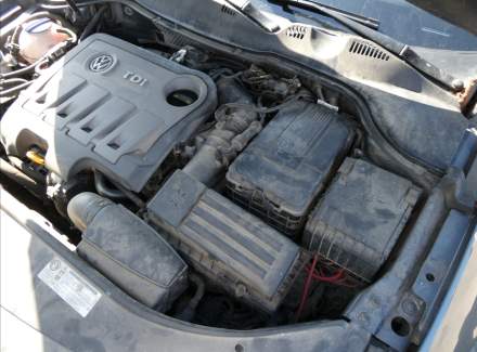 Volkswagen - Passat