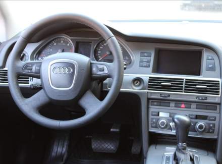 Audi - A6
