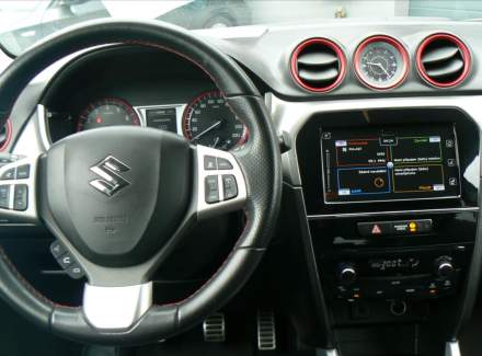 Suzuki - Vitara