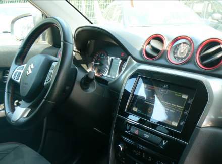 Suzuki - Vitara