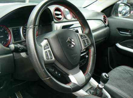 Suzuki - Vitara
