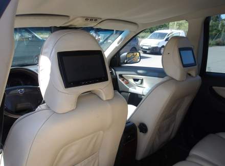 Volvo - XC90