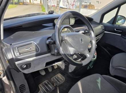 Peugeot - 807