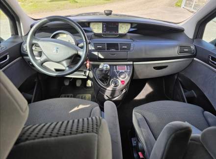 Peugeot - 807