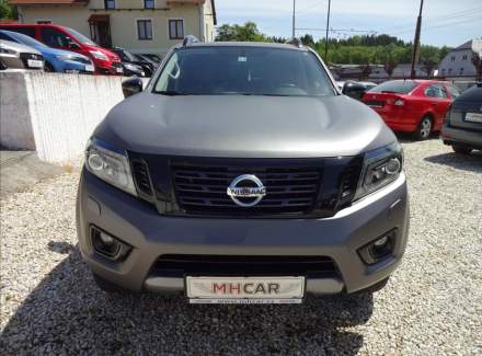 Nissan - Navara