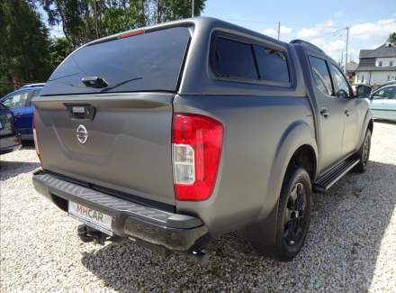 Nissan - Navara
