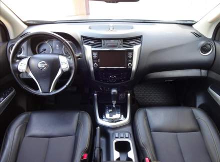 Nissan - Navara
