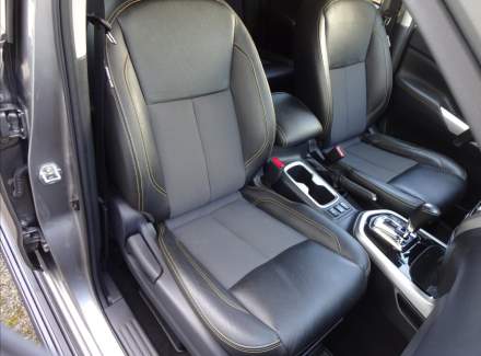Nissan - Navara