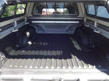 Nissan - Navara