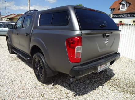 Nissan - Navara