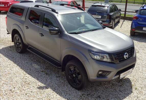 Nissan - Navara