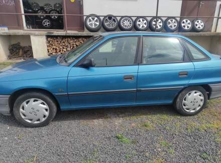 Opel - Astra