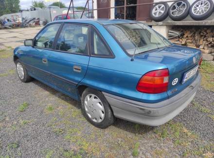 Opel - Astra