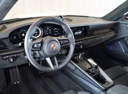 Porsche - 911