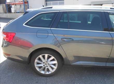 Škoda - Superb