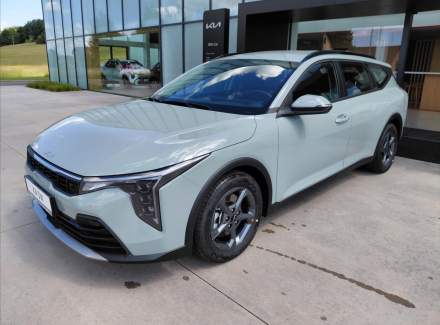 Kia - K4