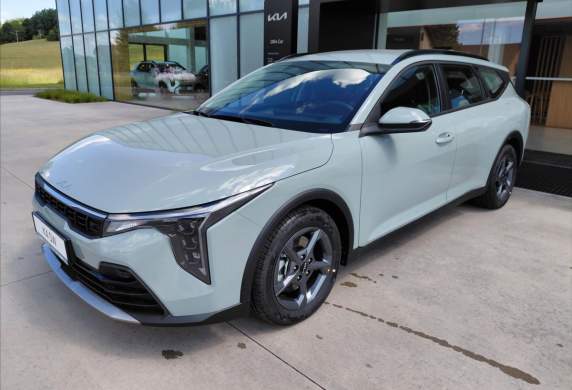 Kia - K4