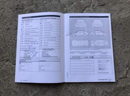 Volkswagen - Golf