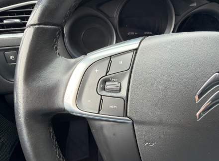 Citroën - C4