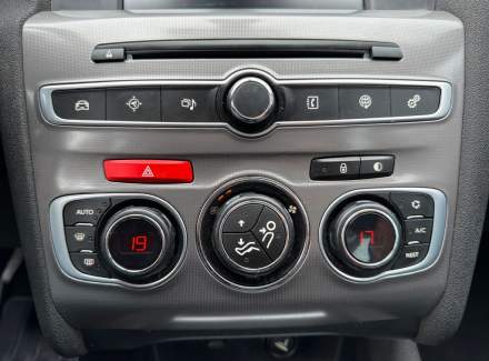 Citroën - C4