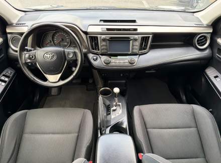 Toyota - RAV 4