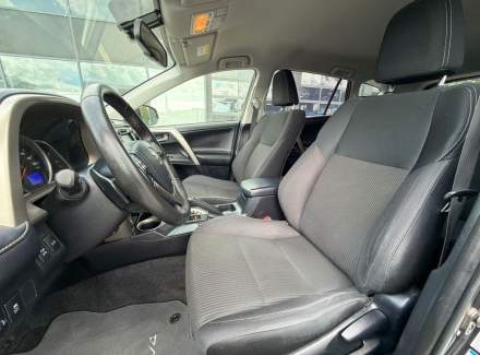 Toyota - RAV 4