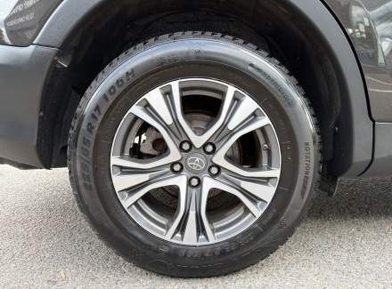 Toyota - RAV 4