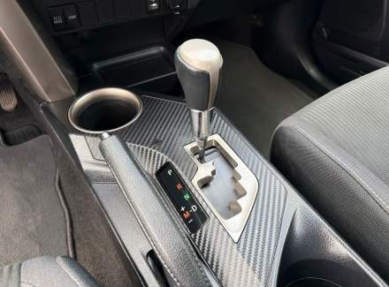 Toyota - RAV 4