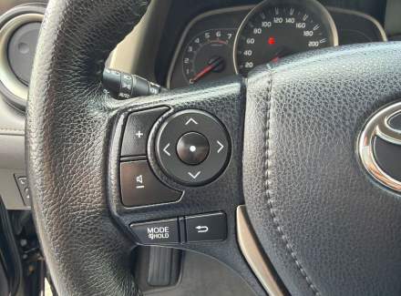 Toyota - RAV 4