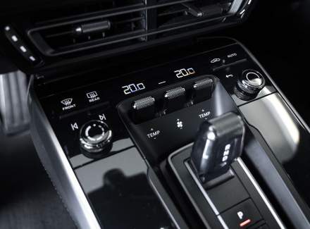 Porsche - 911