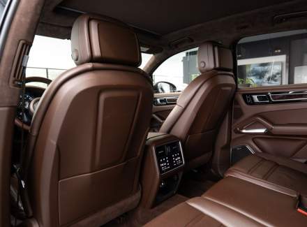 Porsche - Cayenne