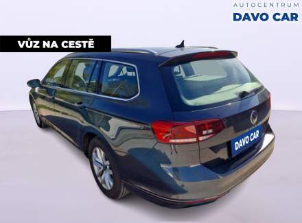 Volkswagen - Passat
