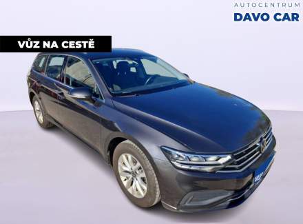 Volkswagen - Passat