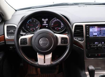 Jeep - Grand Cherokee