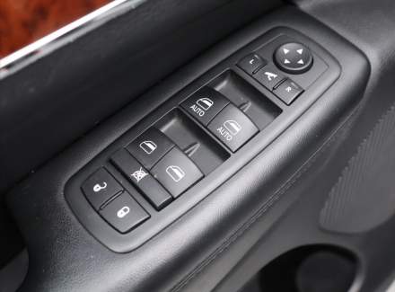 Jeep - Grand Cherokee