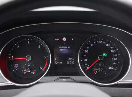 Volkswagen - Passat