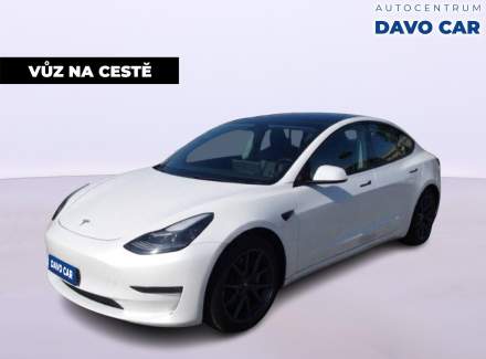 Tesla - Model 3