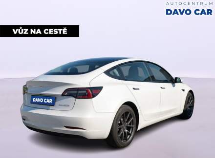 Tesla - Model 3